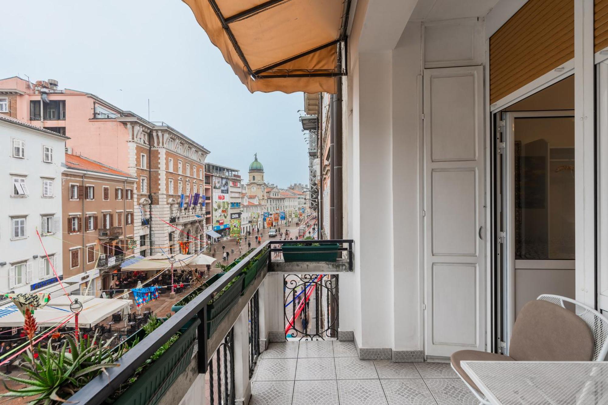 Linden Korzo Appartement Rijeka Buitenkant foto