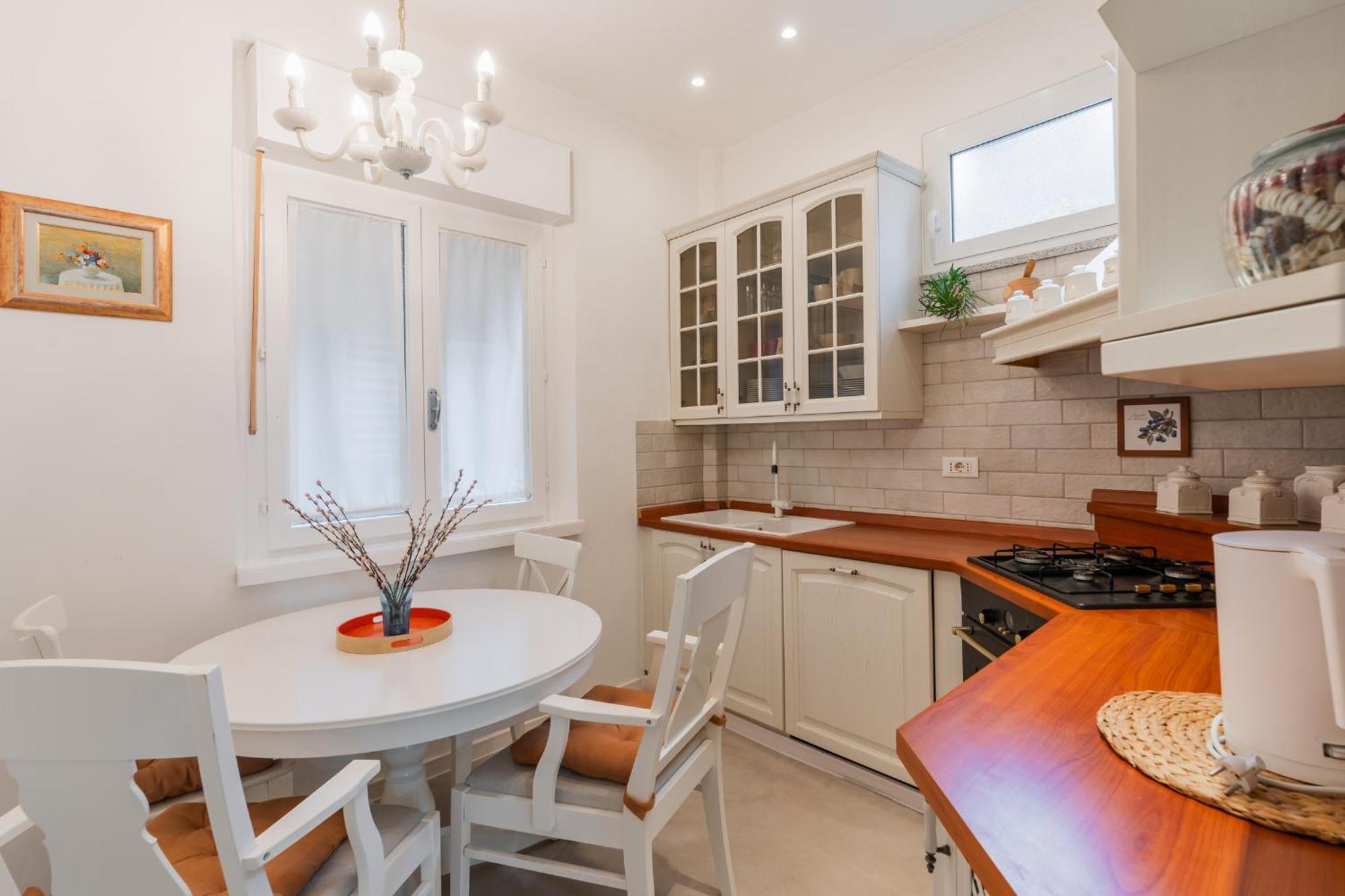 Linden Korzo Appartement Rijeka Buitenkant foto