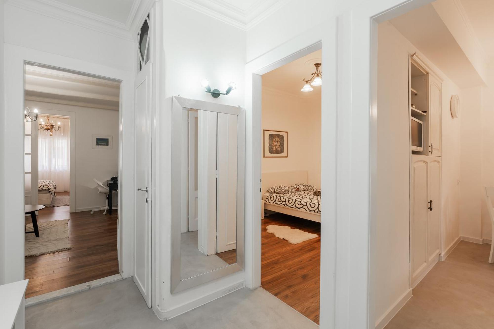 Linden Korzo Appartement Rijeka Buitenkant foto